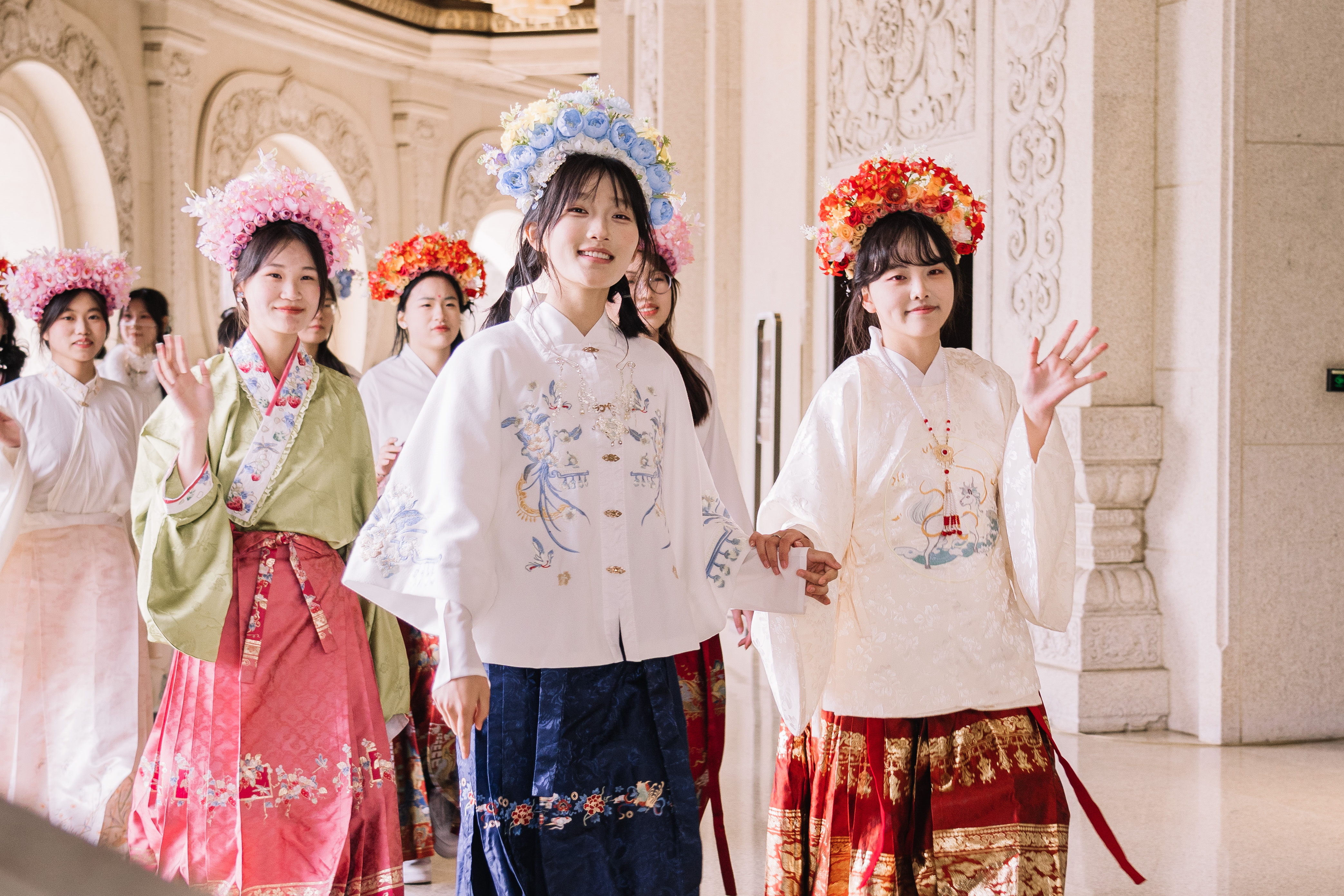 “繁花千面”千人马面裙赏花会